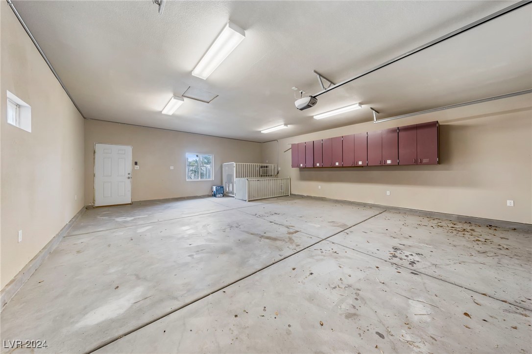 200 West Desert Rose Drive Property Photo 60