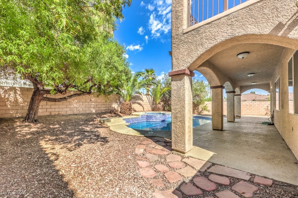 8224 Cassis Court Property Photo 40