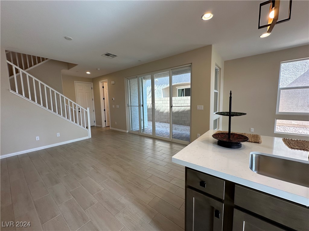 884 Cottonwood Hill Place Property Photo 10