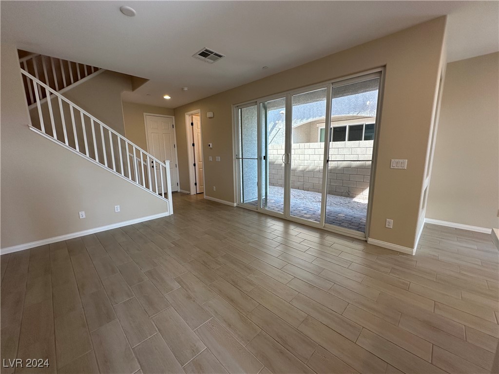 884 Cottonwood Hill Place Property Photo 11