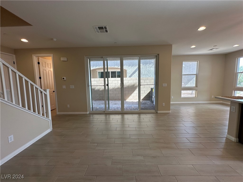 884 Cottonwood Hill Place Property Photo 12