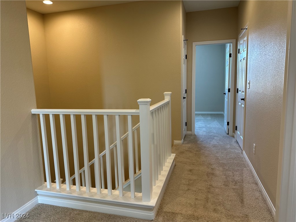 884 Cottonwood Hill Place Property Photo 14