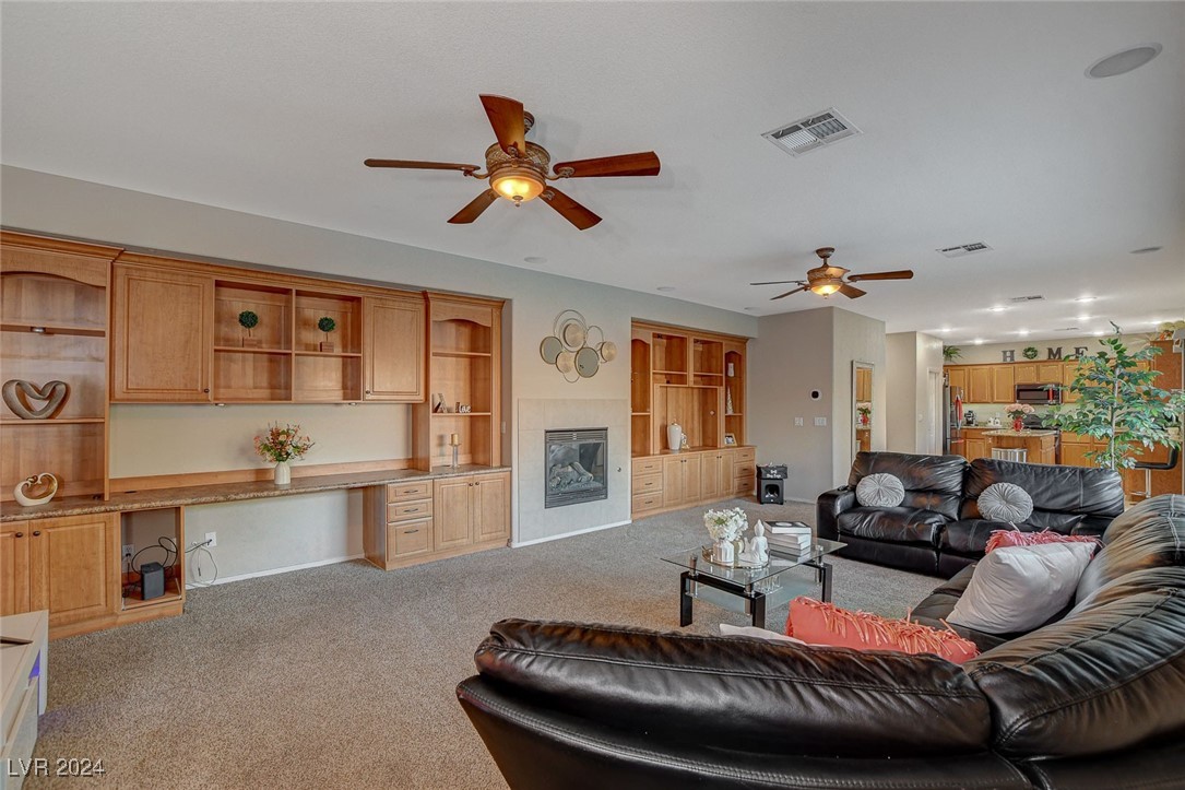 6012 Valley Flower Street Property Photo 5