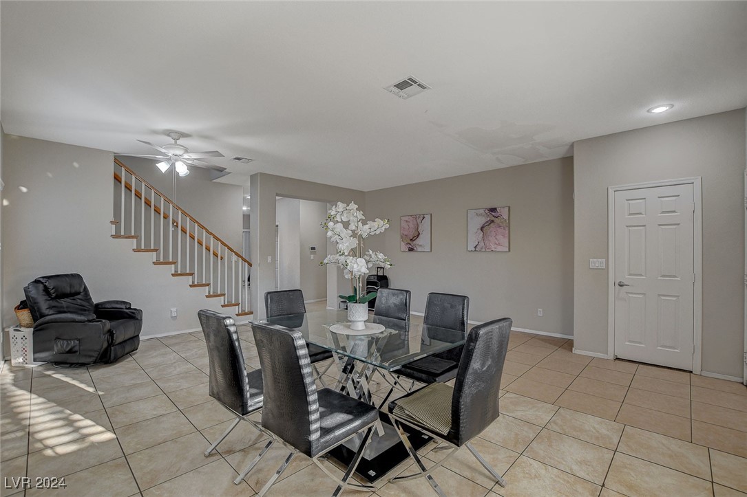 6012 Valley Flower Street Property Photo 8