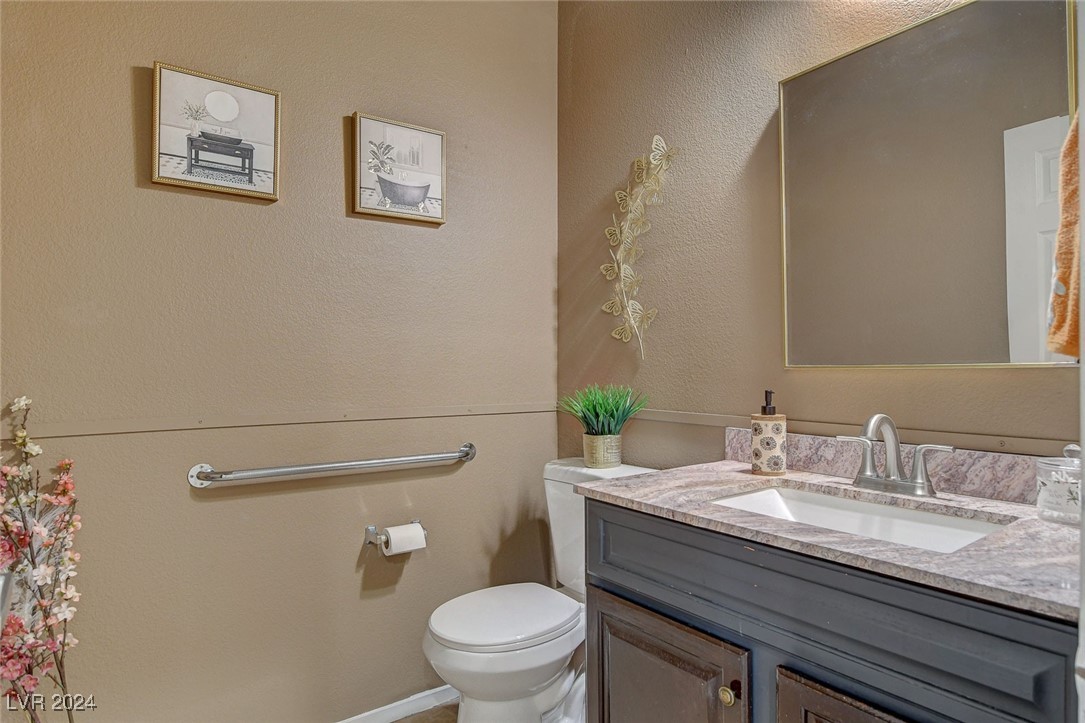 6012 Valley Flower Street Property Photo 20