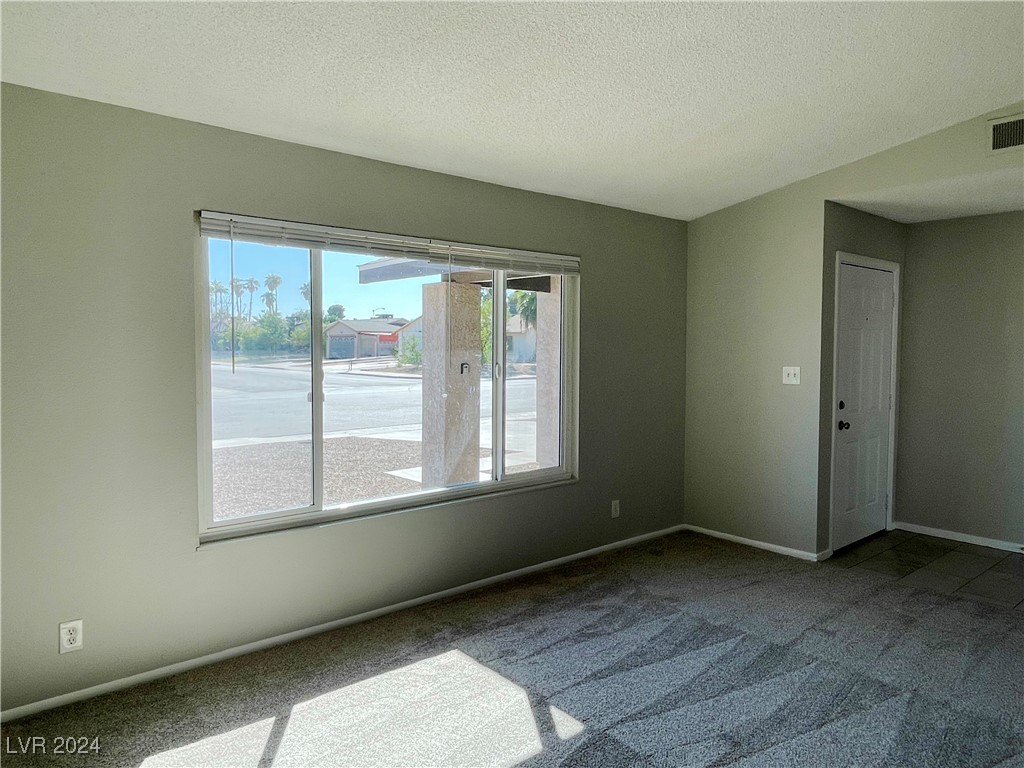 1930 Whippletree Avenue Property Photo 5