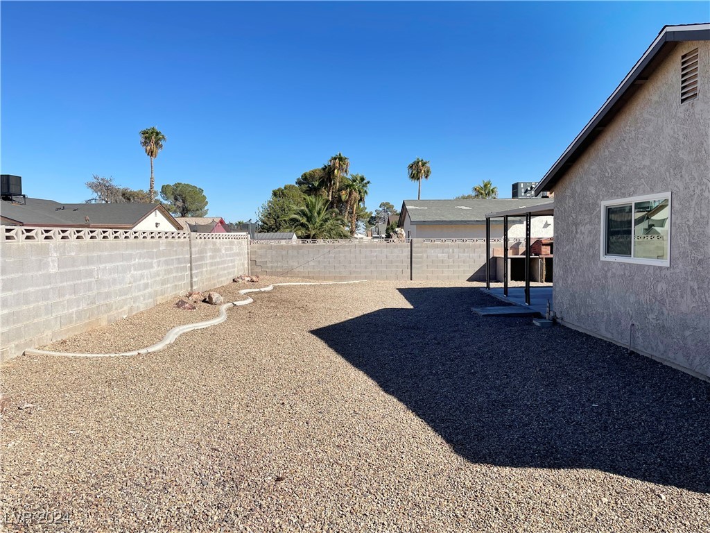 1930 Whippletree Avenue Property Photo 24