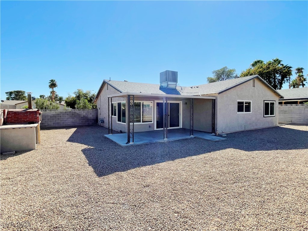1930 Whippletree Avenue Property Photo 25