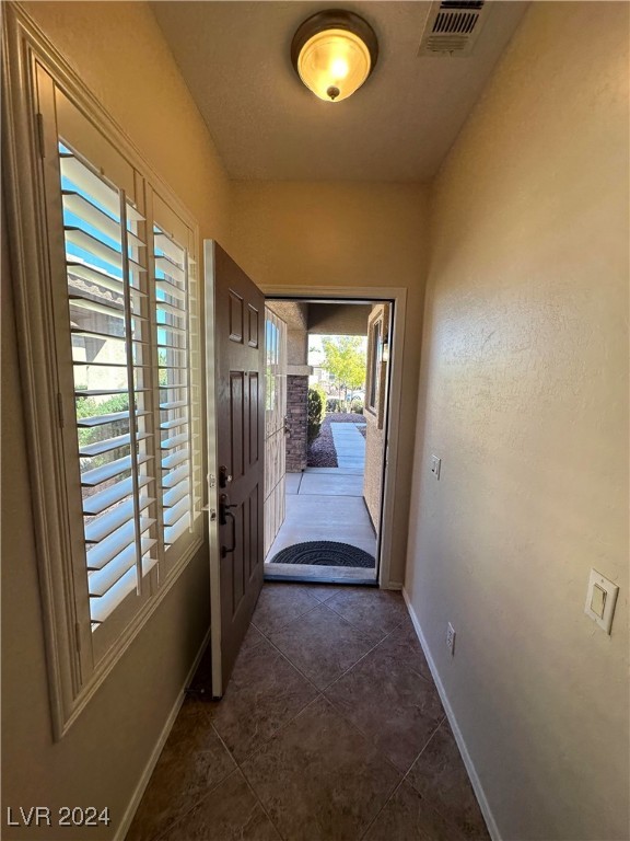 6071 Saddle Horse Avenue Property Photo 10