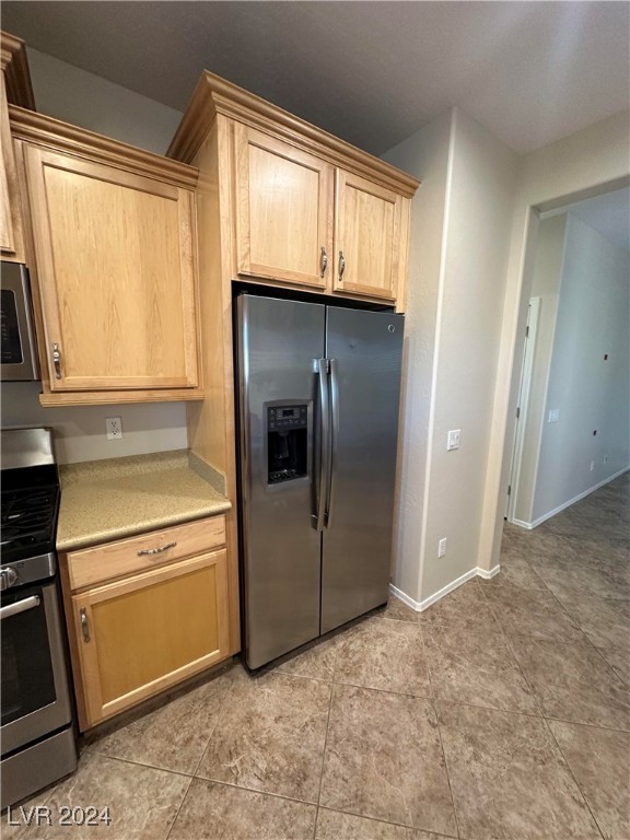 6071 Saddle Horse Avenue Property Photo 15