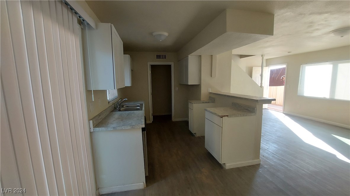 5116 Gray Lane G Property Photo 4