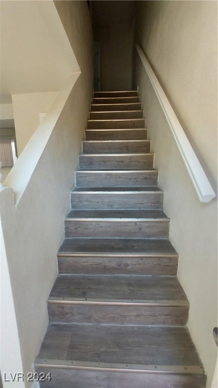 5116 Gray Lane G Property Photo 5
