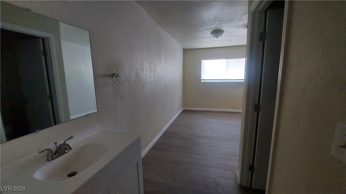 5116 Gray Lane G Property Photo 11