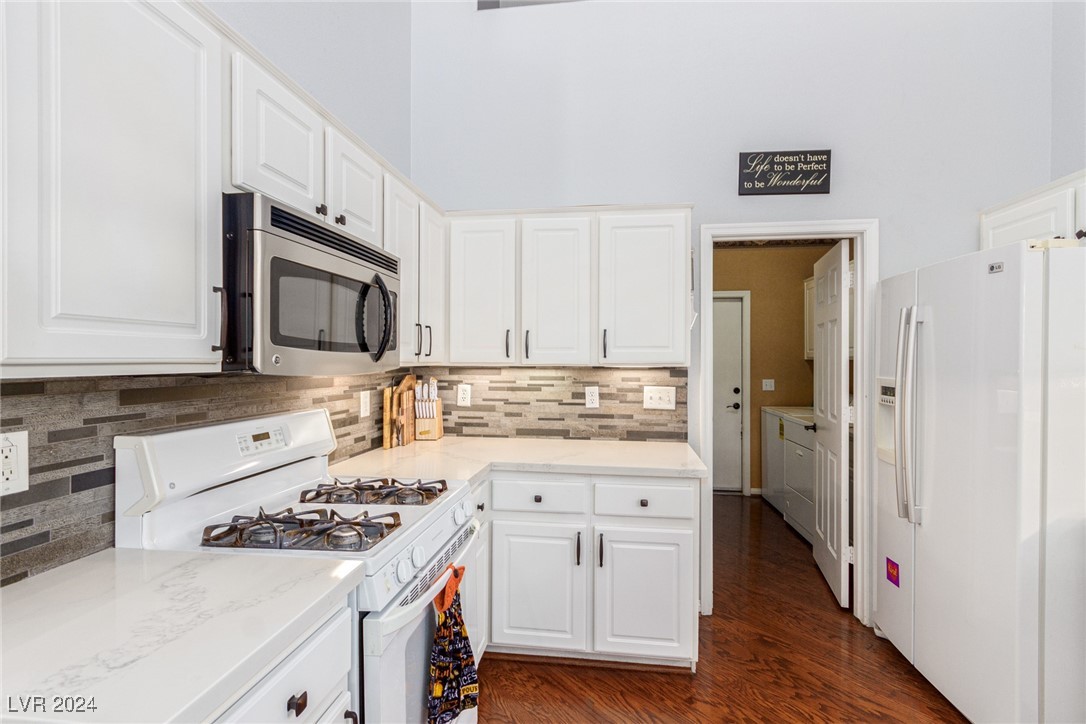 9178 Long Island Street Property Photo 26