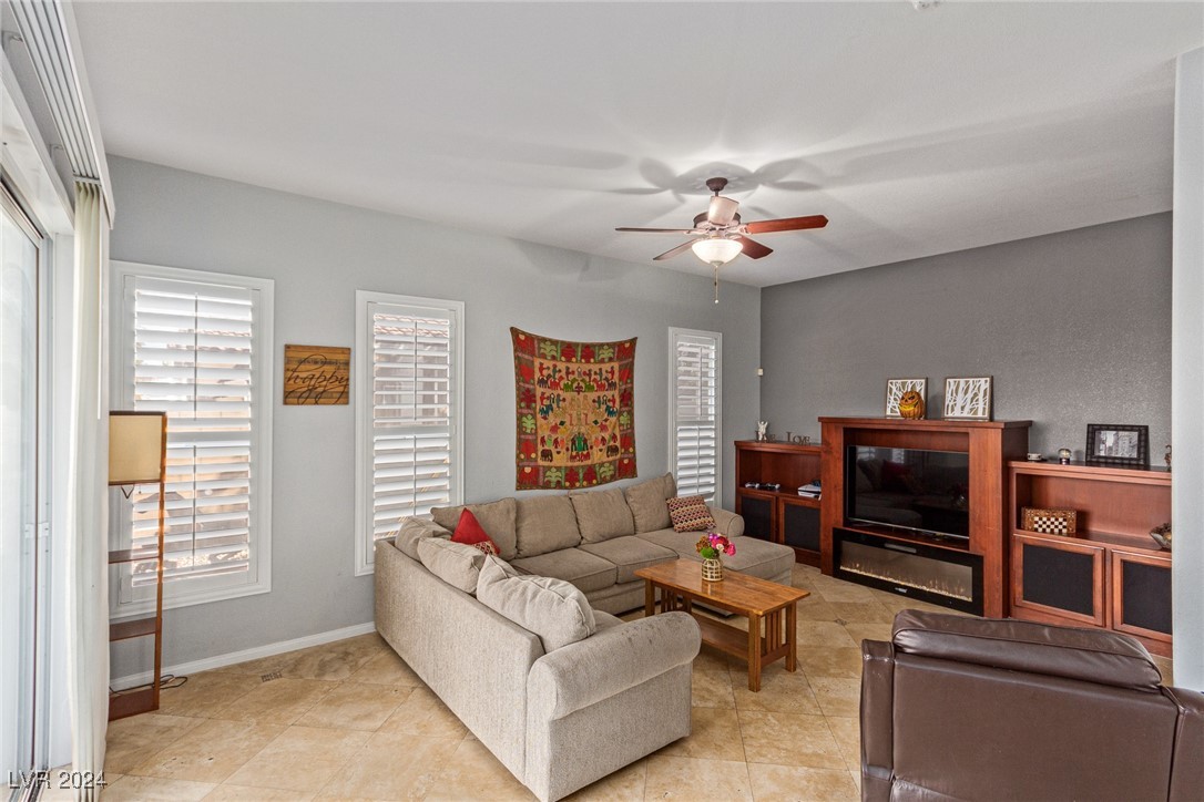 9178 Long Island Street Property Photo 28