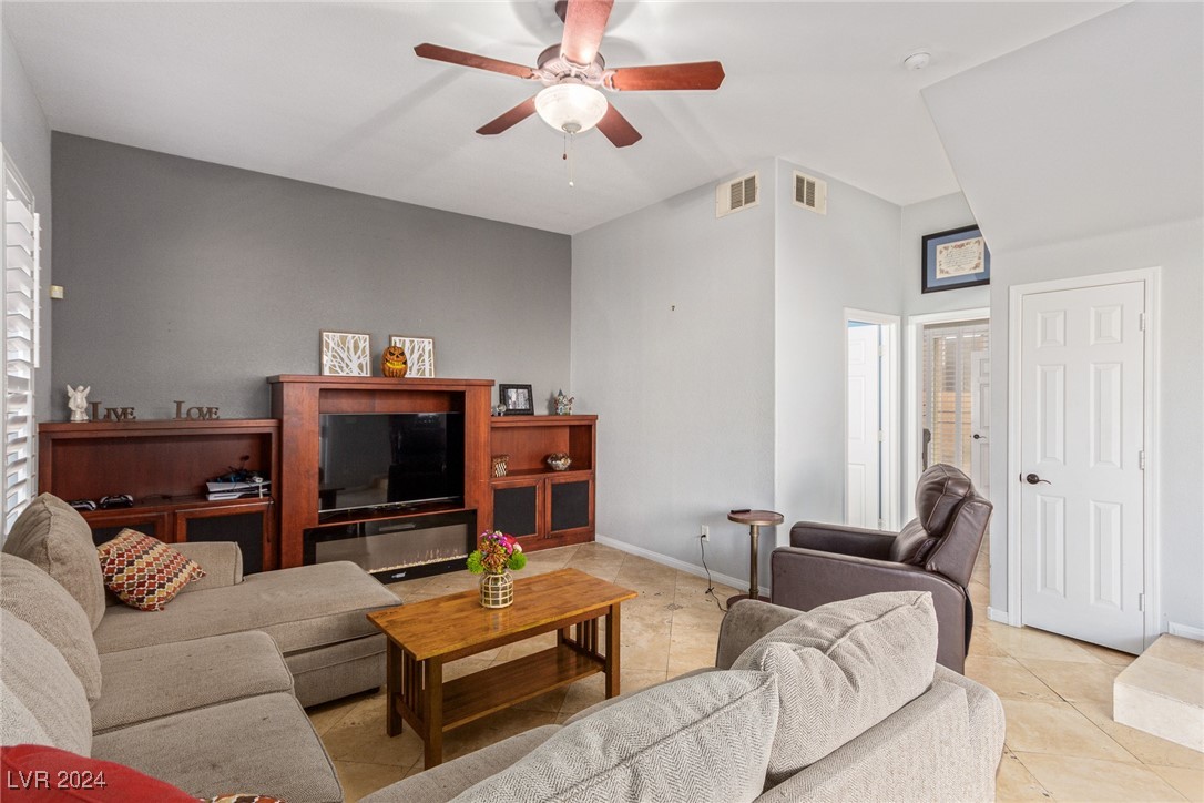 9178 Long Island Street Property Photo 29