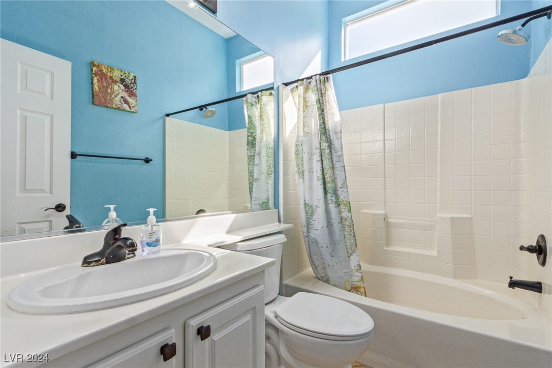 9178 Long Island Street Property Photo 36