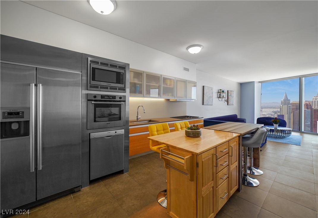 3726 South Las Vegas Boulevard 3305 Property Photo 4