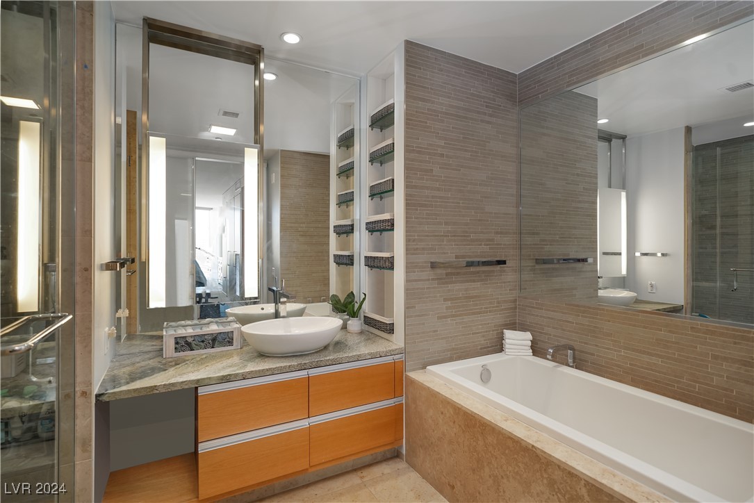 3726 South Las Vegas Boulevard 3305 Property Photo 8