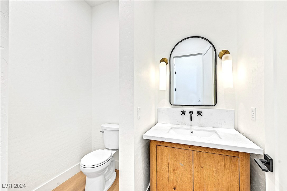 6615 Whispering Sands Drive Property Photo 9