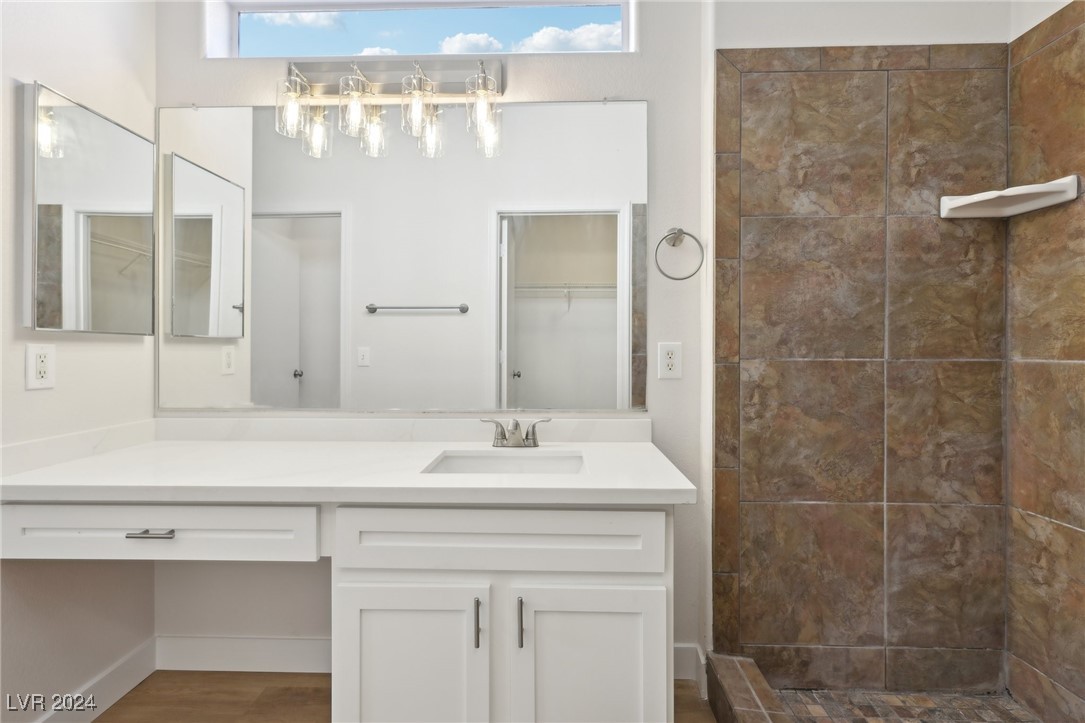 2814 Somerset Springs Drive Property Photo 24