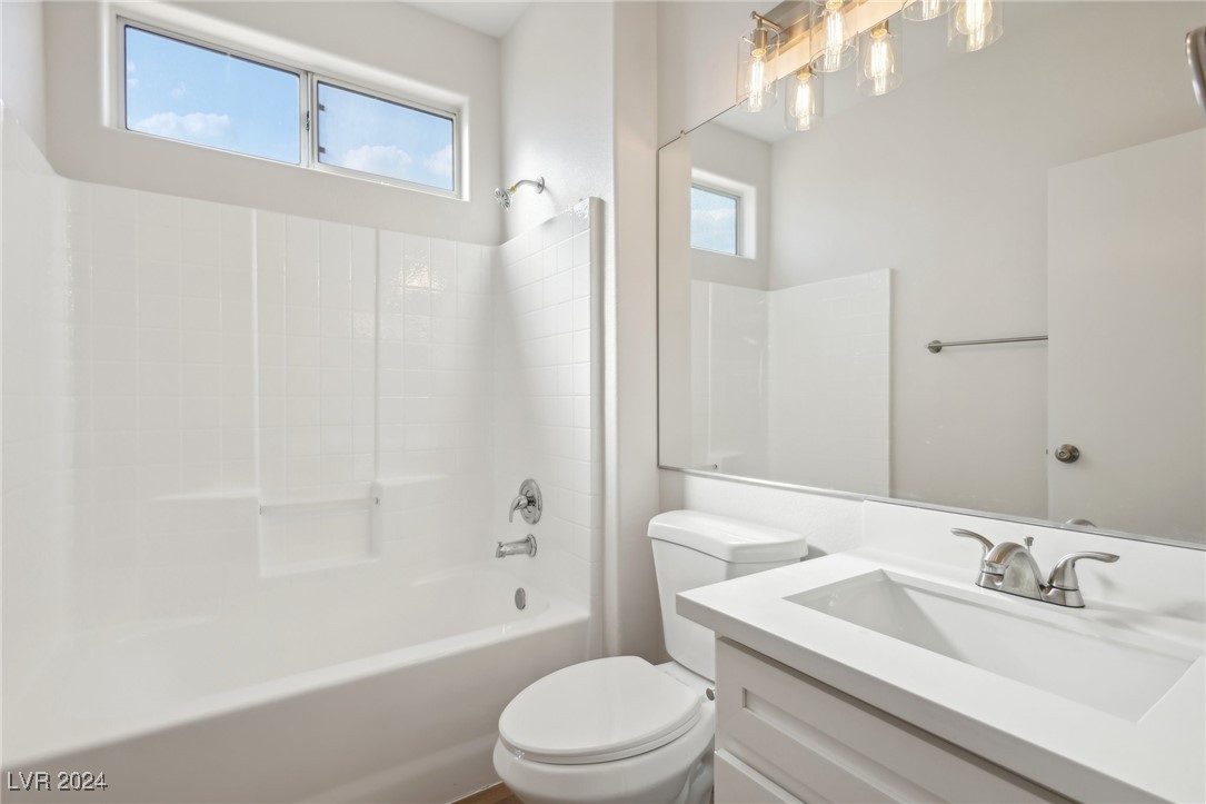 2814 Somerset Springs Drive Property Photo 26