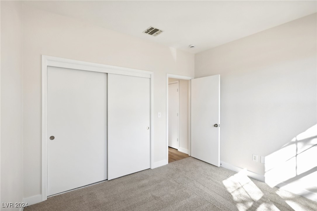 2814 Somerset Springs Drive Property Photo 29