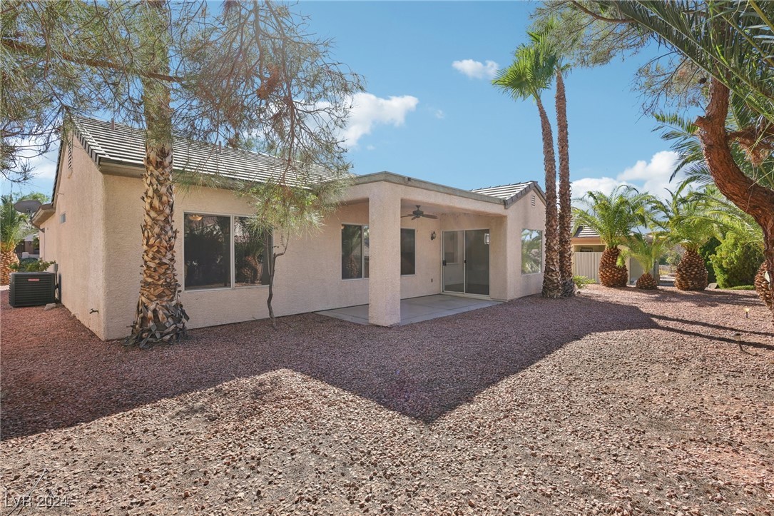 2814 Somerset Springs Drive Property Photo 34