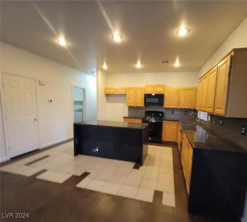 4116 Mattray Street Property Photo 5