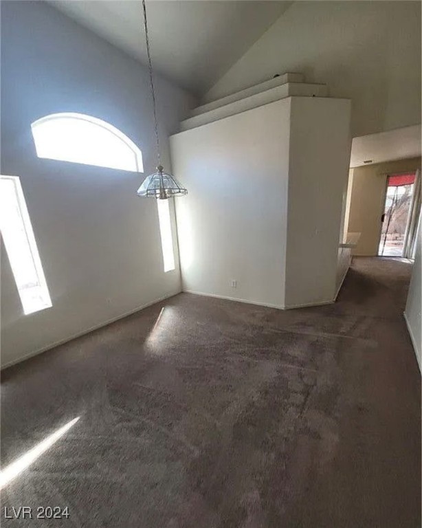 7573 Costanoa Street Property Photo 14