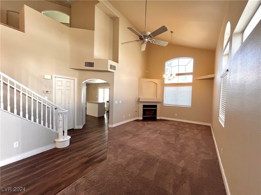 7040 Old Village Avenue Property Photo 4