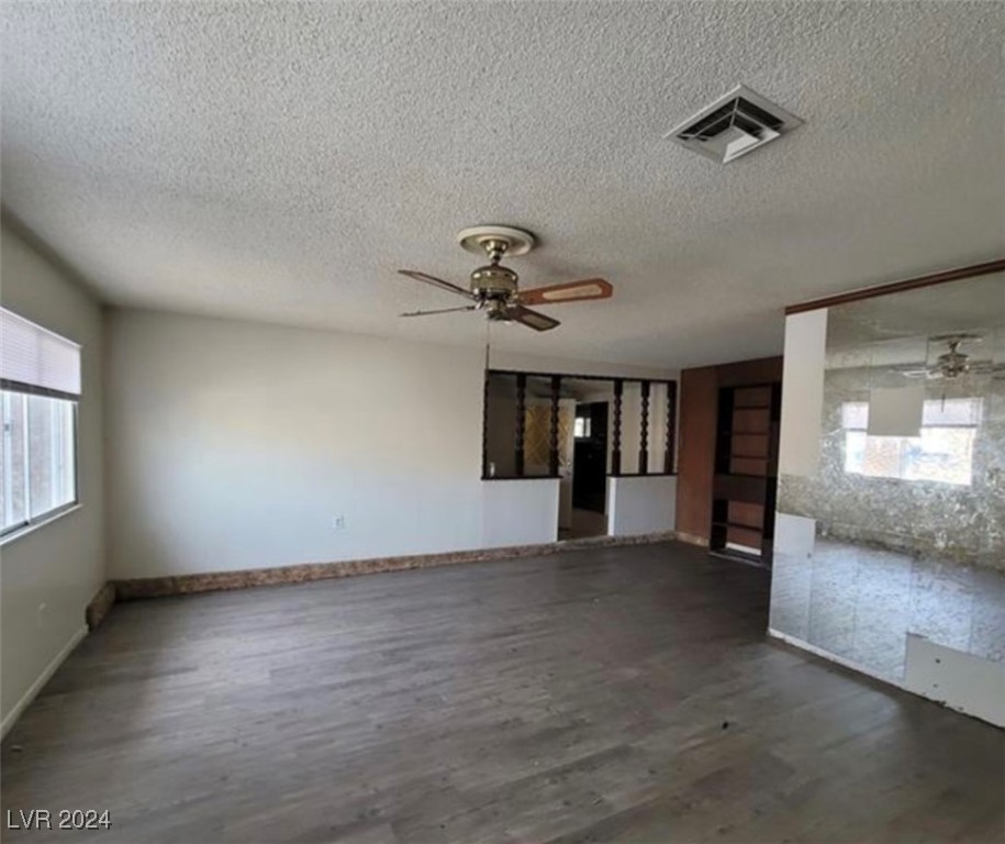309 Rossmoyne Avenue Property Photo 9