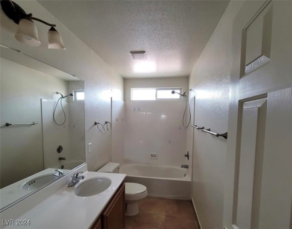 2312 Scissortail Court Property Photo 31