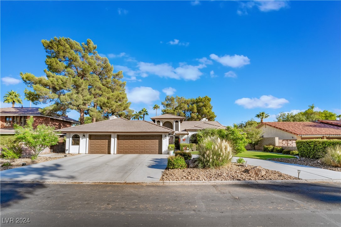 2504 Windjammer Way Property Photo 3