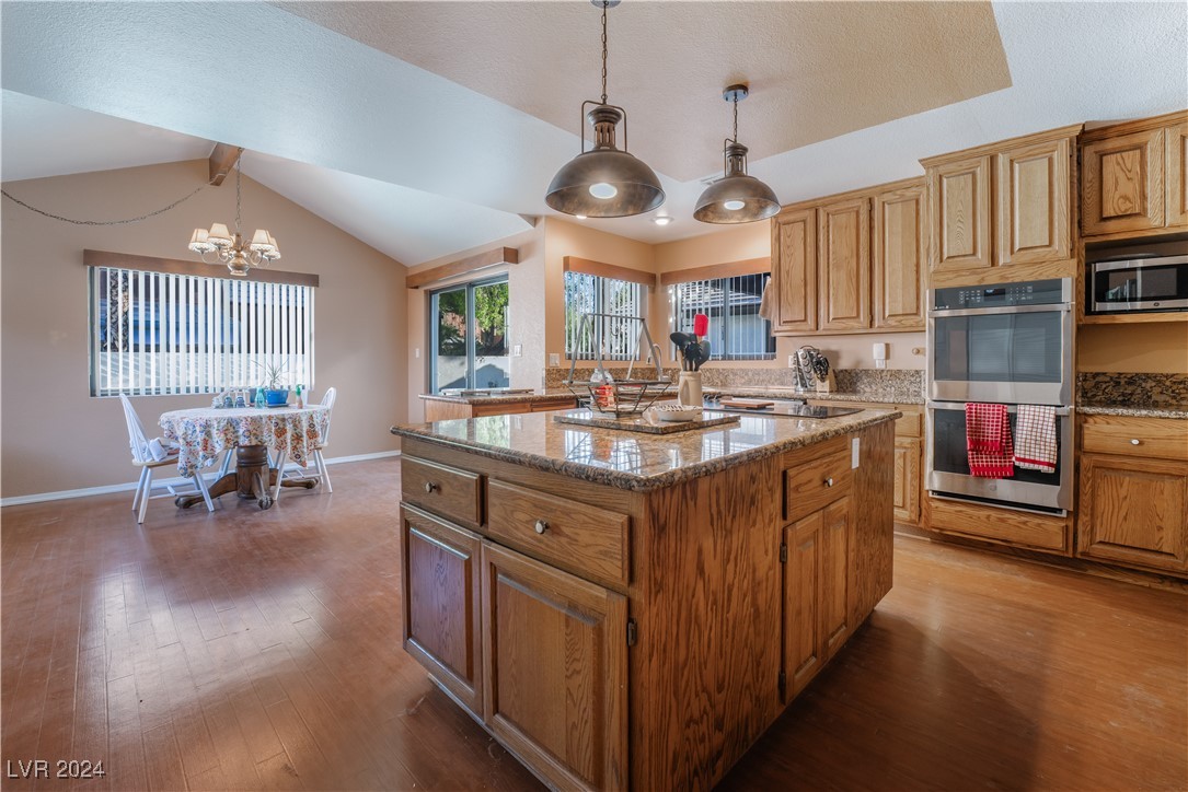 2504 Windjammer Way Property Photo 14