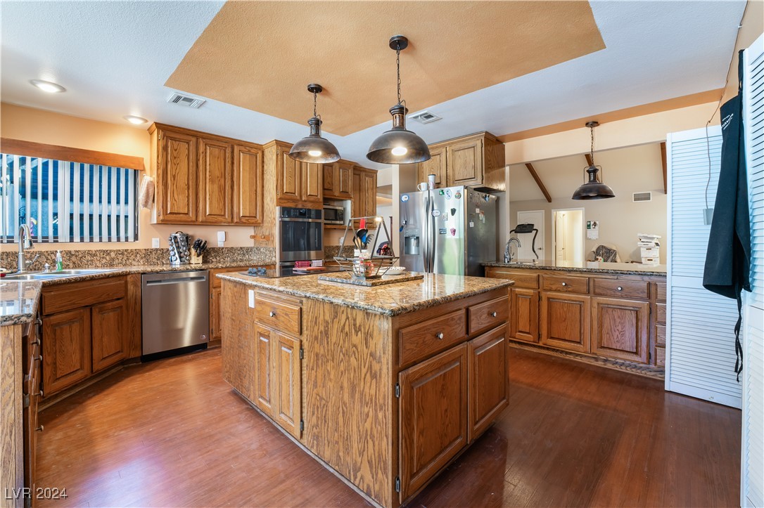 2504 Windjammer Way Property Photo 15