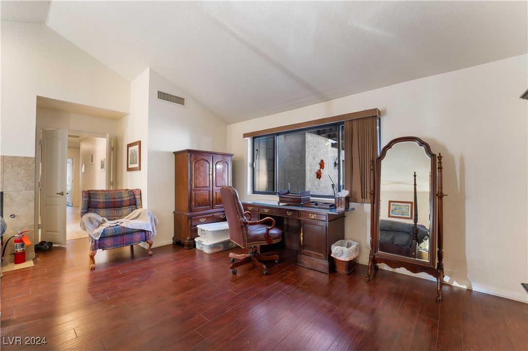 2504 Windjammer Way Property Photo 18