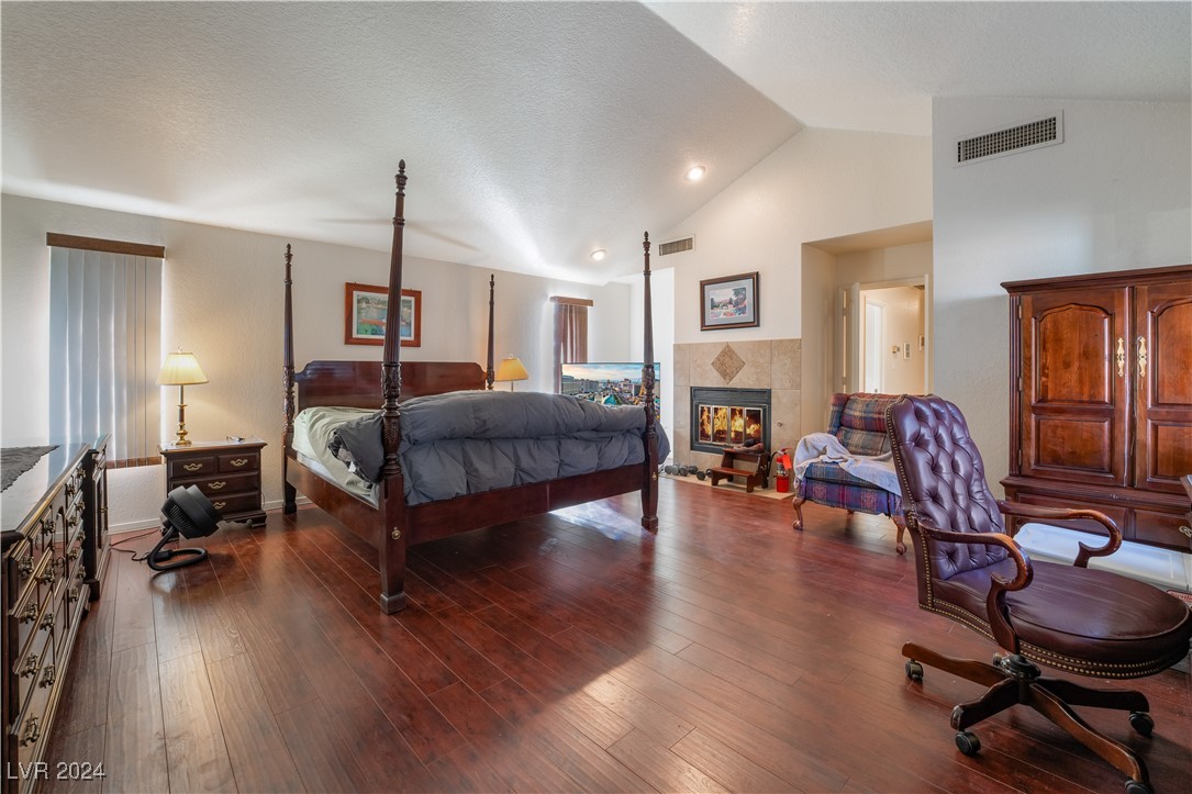 2504 Windjammer Way Property Photo 19