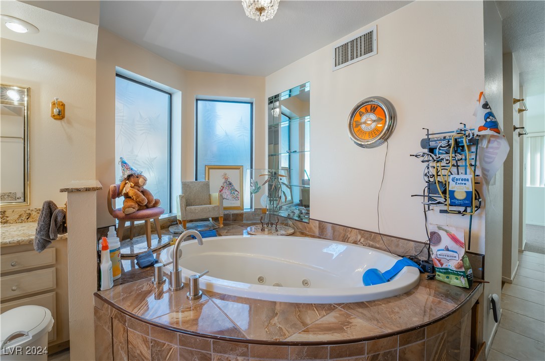 2504 Windjammer Way Property Photo 21