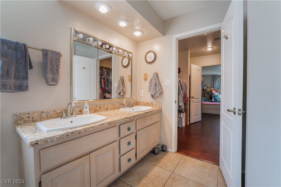 2504 Windjammer Way Property Photo 27