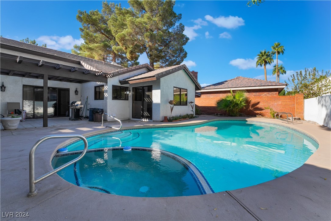 2504 Windjammer Way Property Photo 44