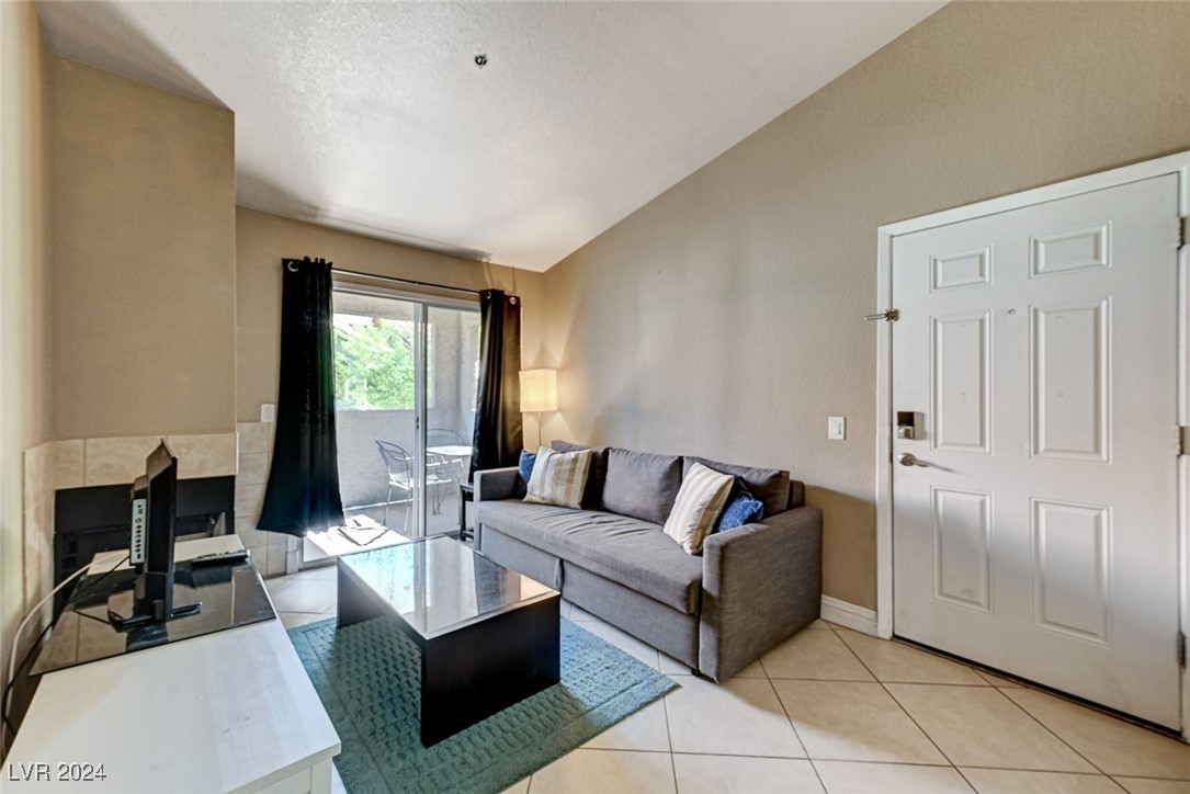 4200 South Valley View Boulevard 3092 Property Photo 11