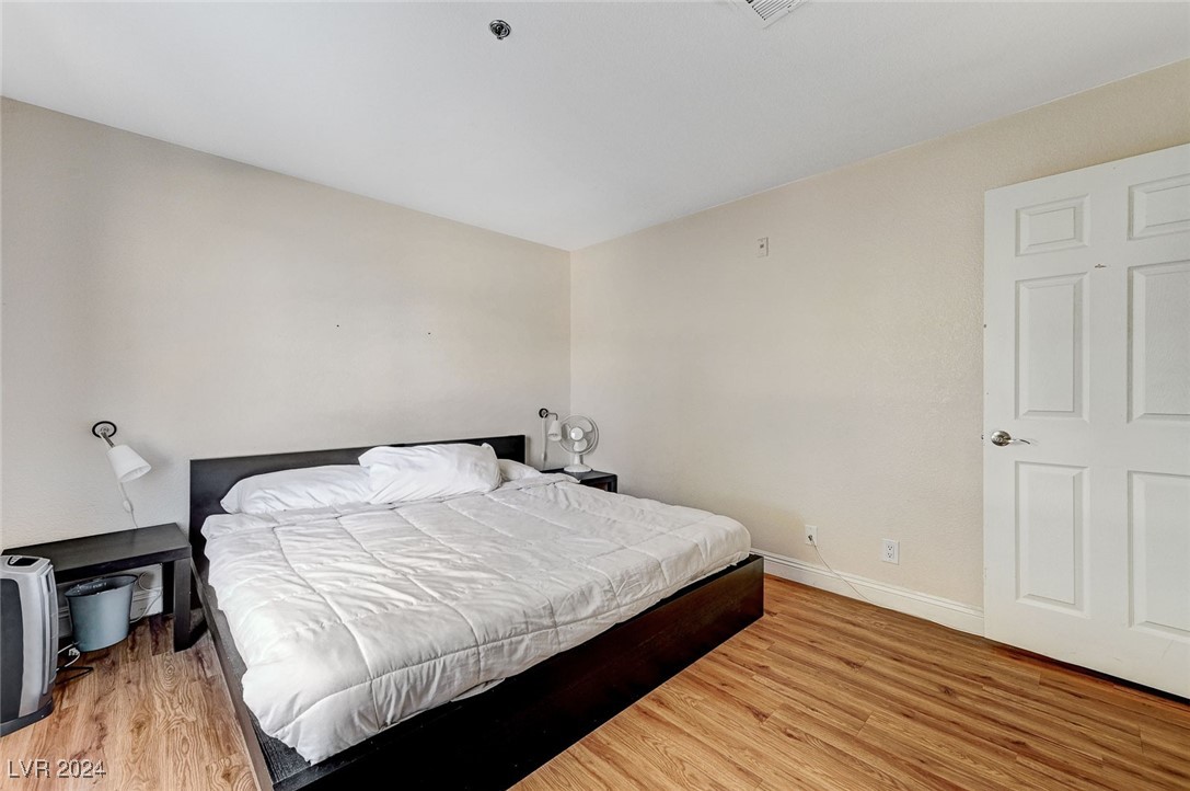4200 South Valley View Boulevard 3092 Property Photo 24