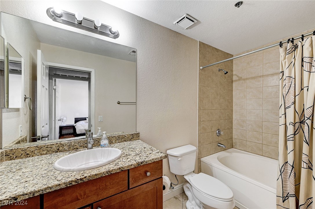 4200 South Valley View Boulevard 3092 Property Photo 26