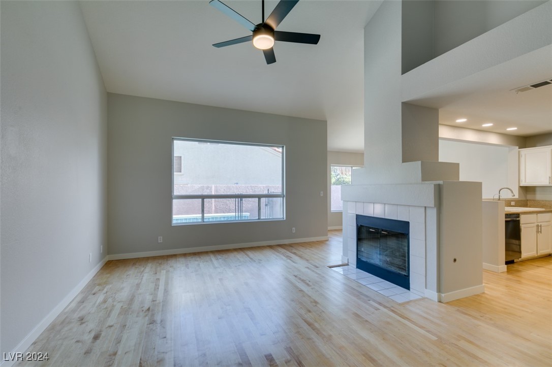 9528 Sierra Summit Avenue Property Photo 6