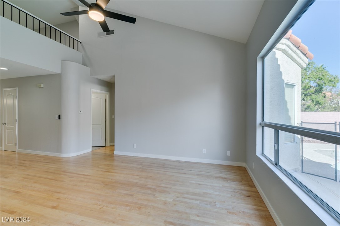 9528 Sierra Summit Avenue Property Photo 10