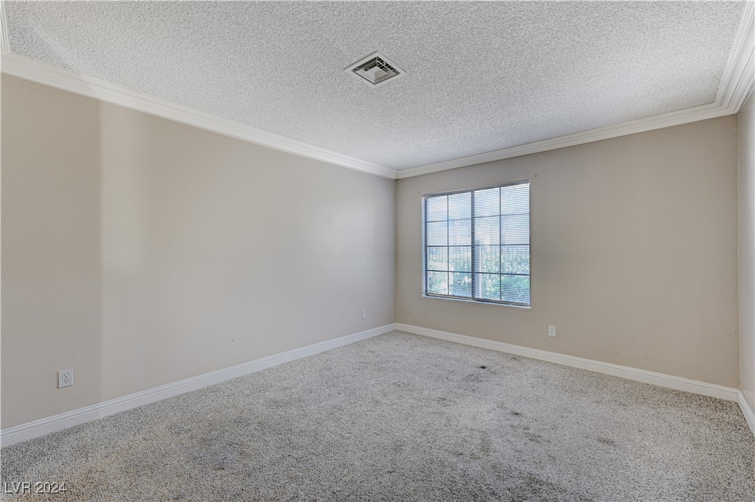 4860 Nara Vista Way 104 Property Photo 15