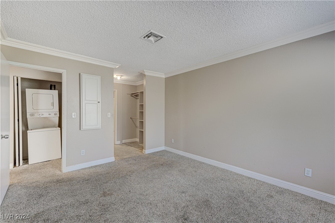 4860 Nara Vista Way 104 Property Photo 17