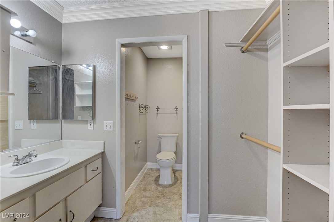 4860 Nara Vista Way 104 Property Photo 20
