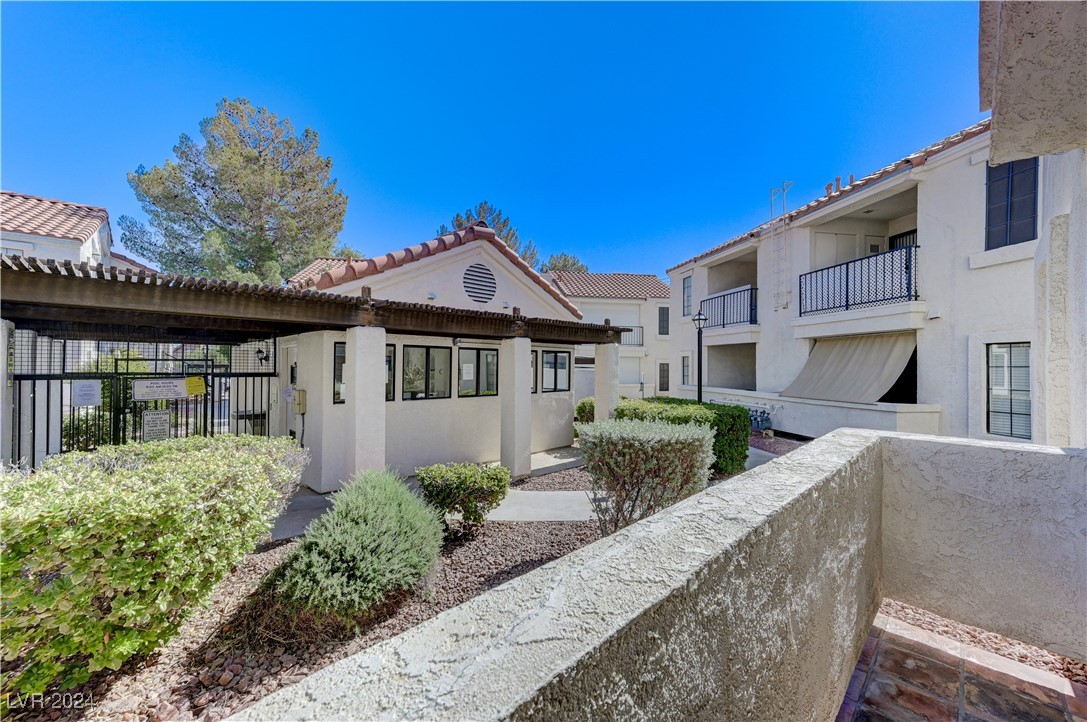 4860 Nara Vista Way 104 Property Photo 31